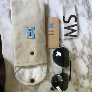 TOMS BOOKER Sunglasses
